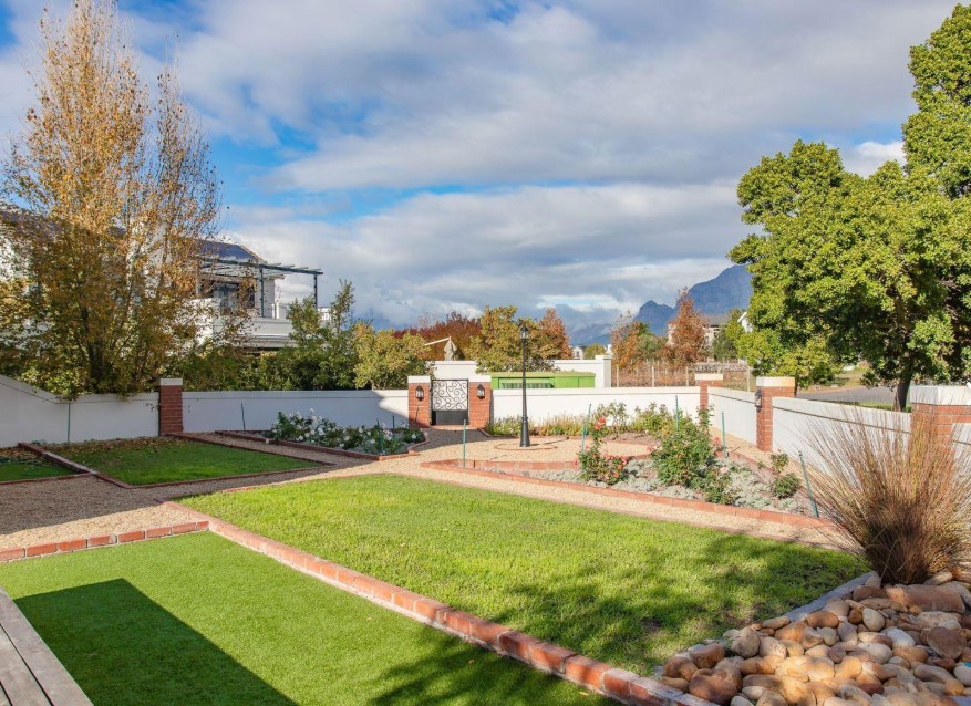 4 Bedroom Property for Sale in Val De Vie Estate Western Cape